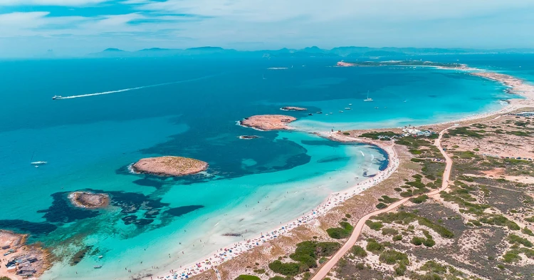 Crucero Vuelta Ibiza y Formentera en Catamarán