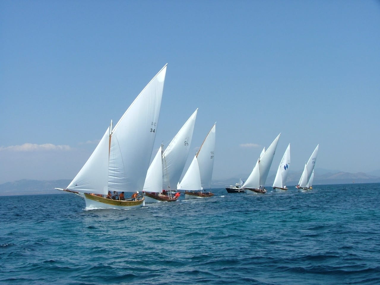 agenda En todo el mundo Adecuado Embarcaciones de vela latina | Escuela Náutica Neptuno